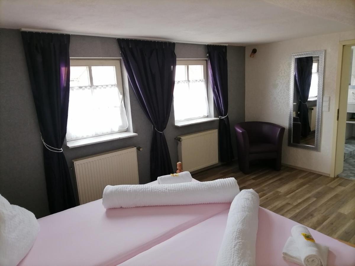 Gaestehaus Zum Salztrippler Rumbach Ngoại thất bức ảnh